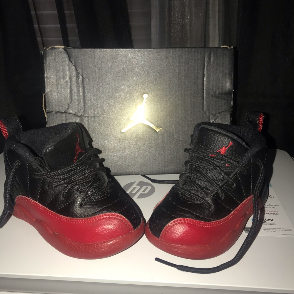 Boys Jordan 4 retro